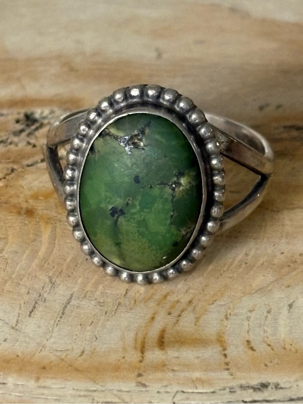 Sterling Silver Green Turquoise Oval Vintage Native American Ring